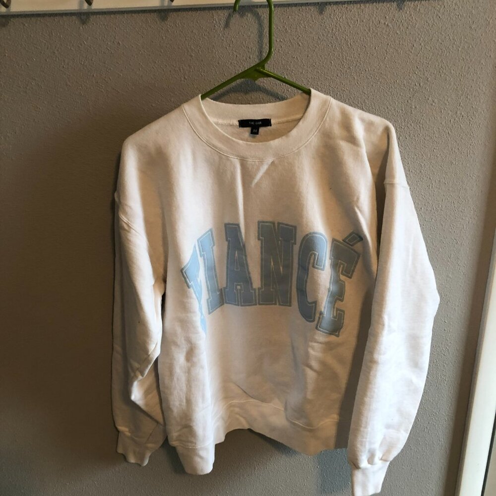 The Bar Fiancé Crewneck - Picture 4 of 5